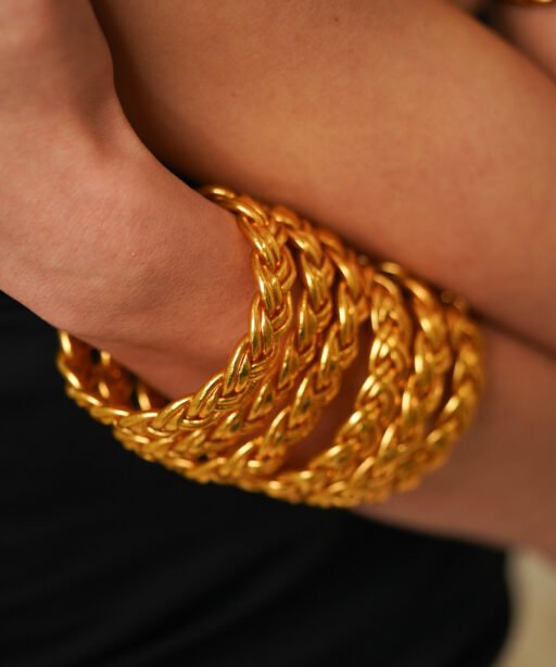 Alternative view of Gold Double Braided